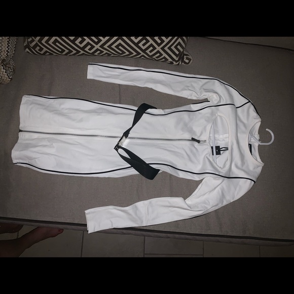 Brand new Manière dress with tags attached. - Picture 2 of 4